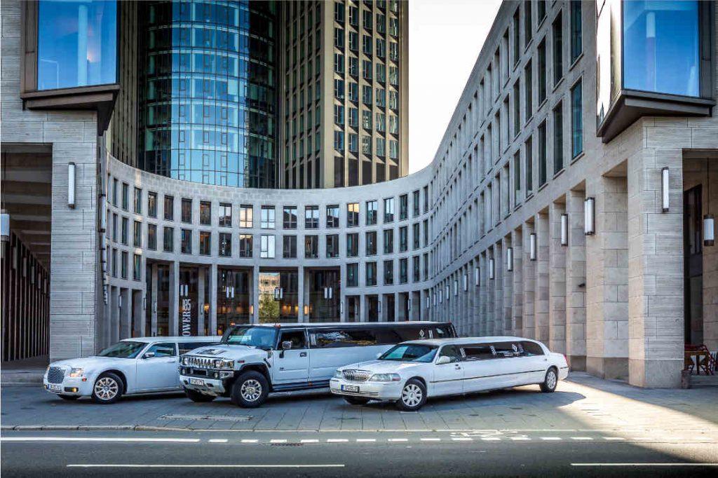 Drei Stretchlimousinen in Frankfurt am Main – Chrysler 300C, Hummer H2 SUT und Lincoln Town Car
